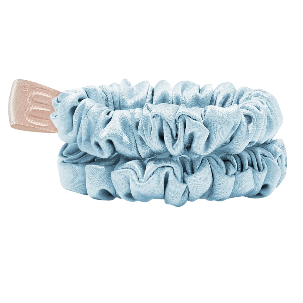MON MOU Silk Mini Slim Scrunchie Baby Blue 2шт - Набір тонких шовкових міні-резинок (ніжно-блакитний) MON MOU Silk Mini Slim Scrunchie Baby Blue 2шт - Набір тонких шовкових міні-резинок (ніжно-блакитний)